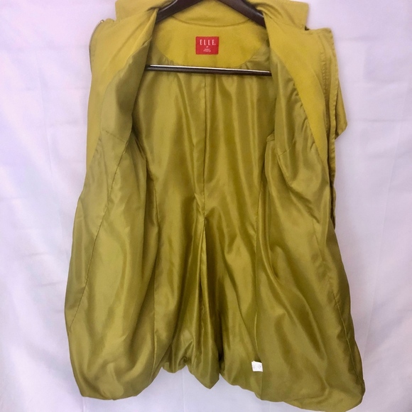 Elle Trench Coat. Size Medium. Fully lined. Color: Mustard Yellow - Picture 6 of 8